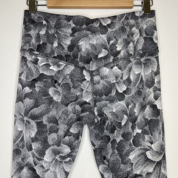 Athleta Floral $109 Elation Textured Stretch Tight Leggings Pants 7/8 Size M - Picture 3 of 11